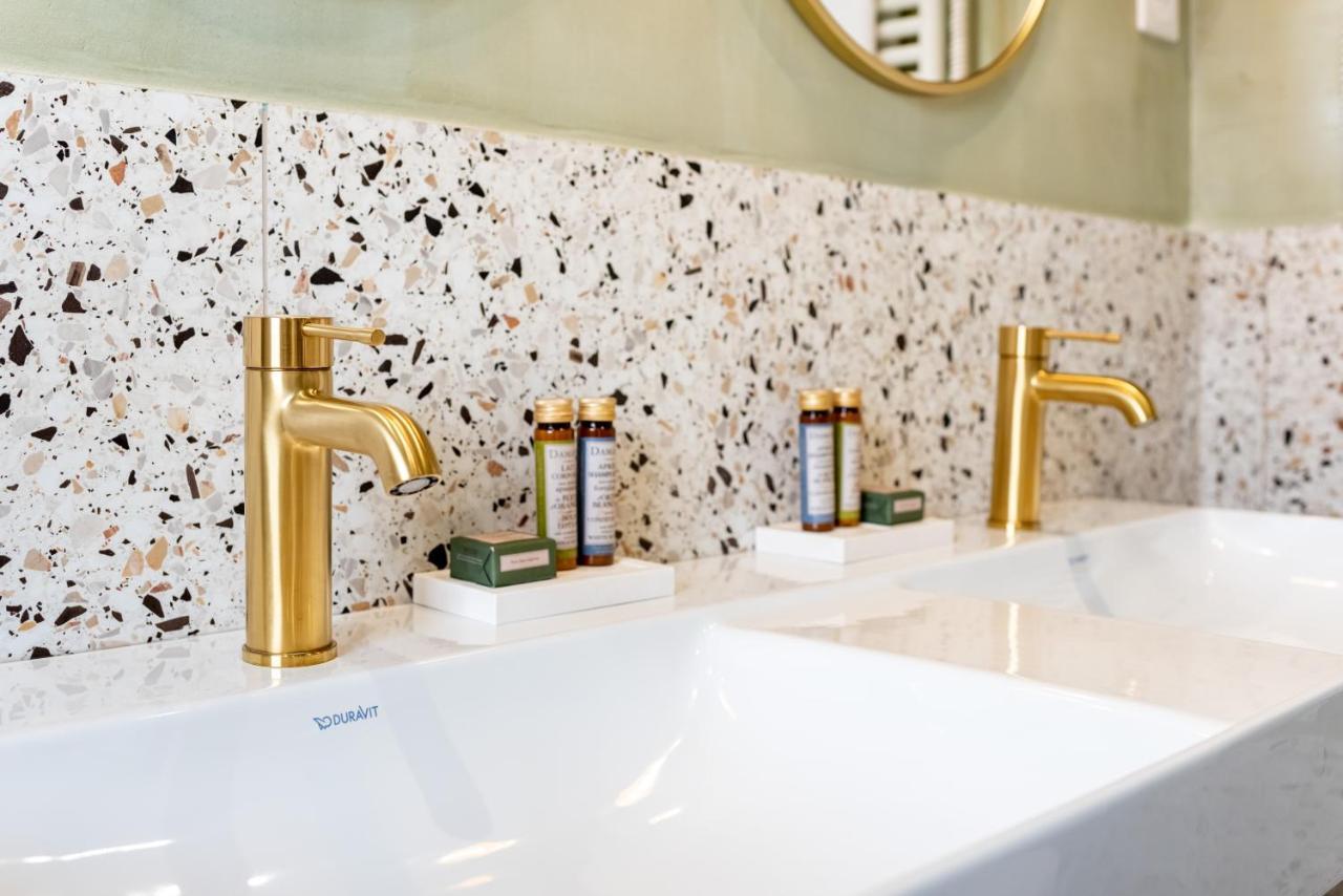 Hotel Queens Boutique