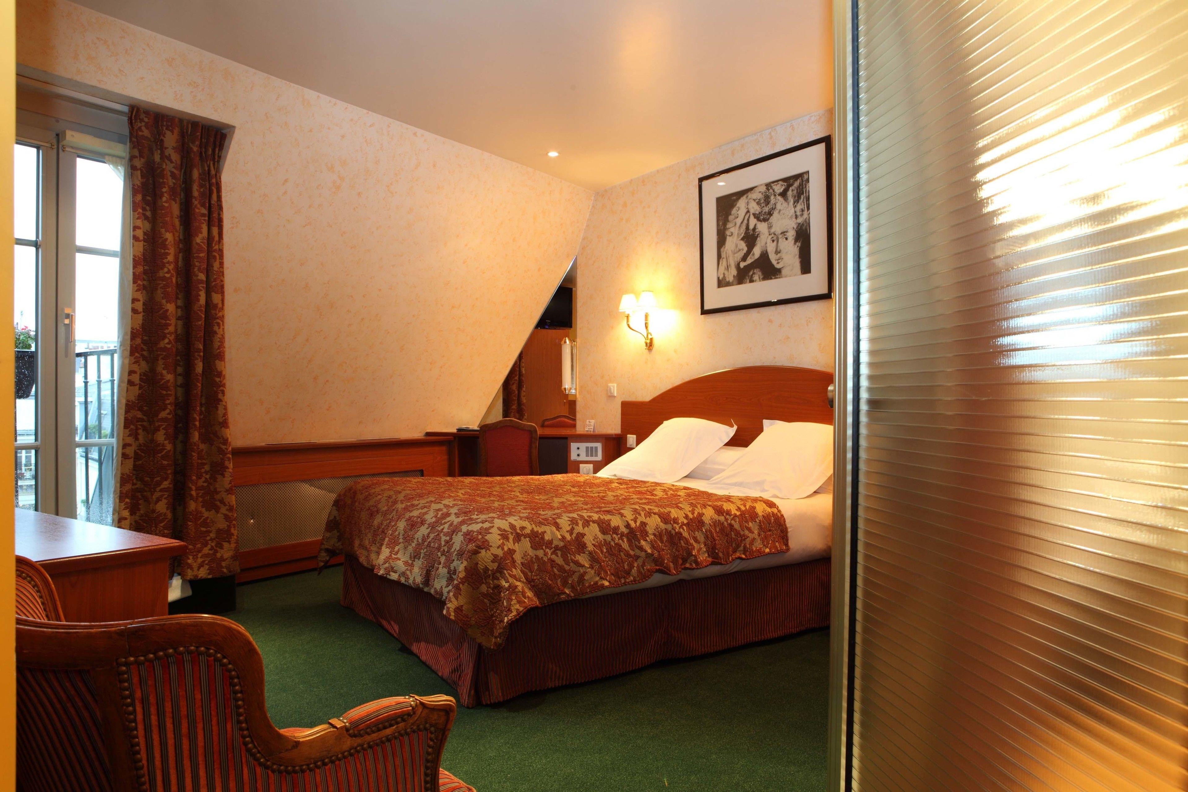 Hotel Queens Boutique 3*