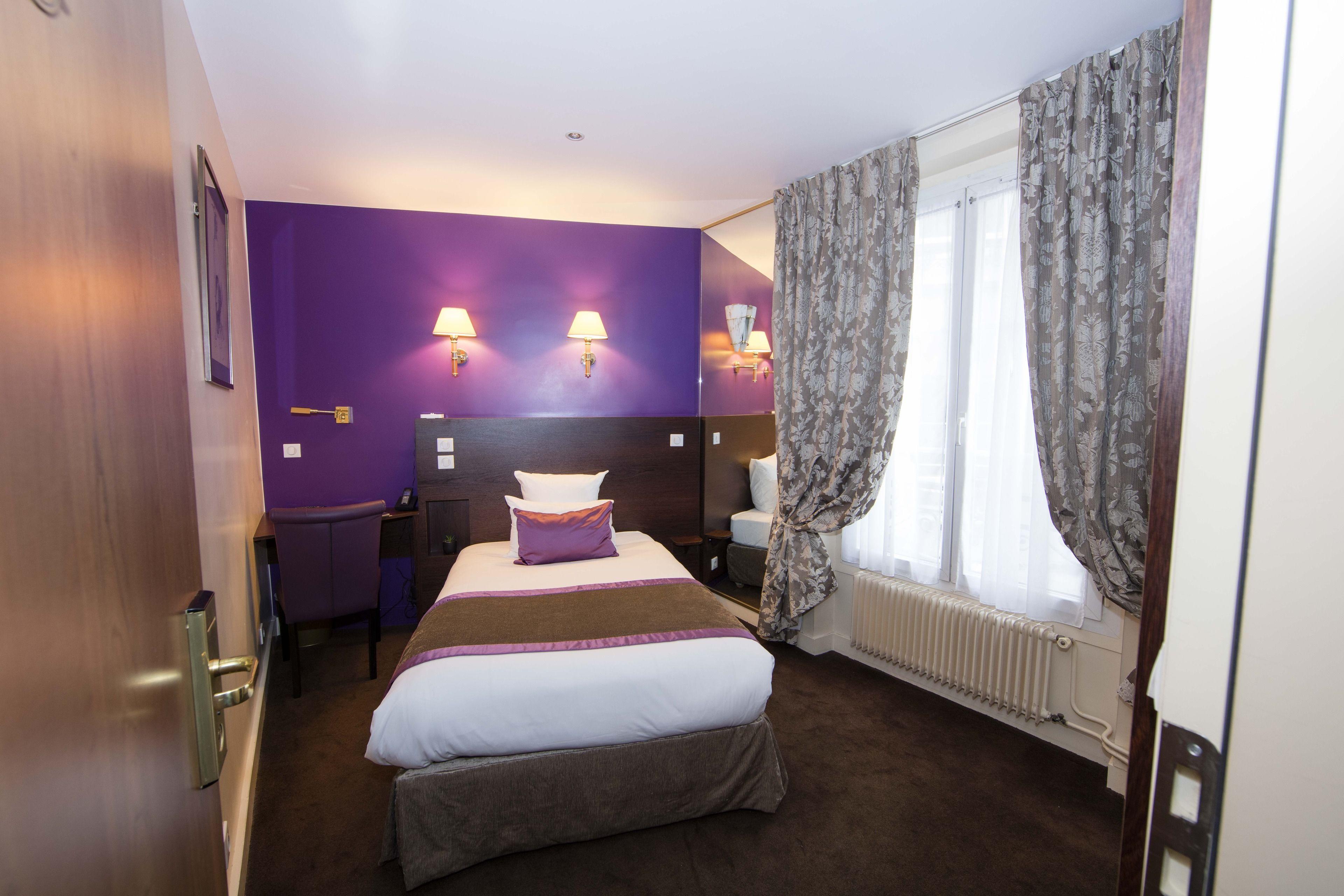 Queens Boutique Hotel 3*