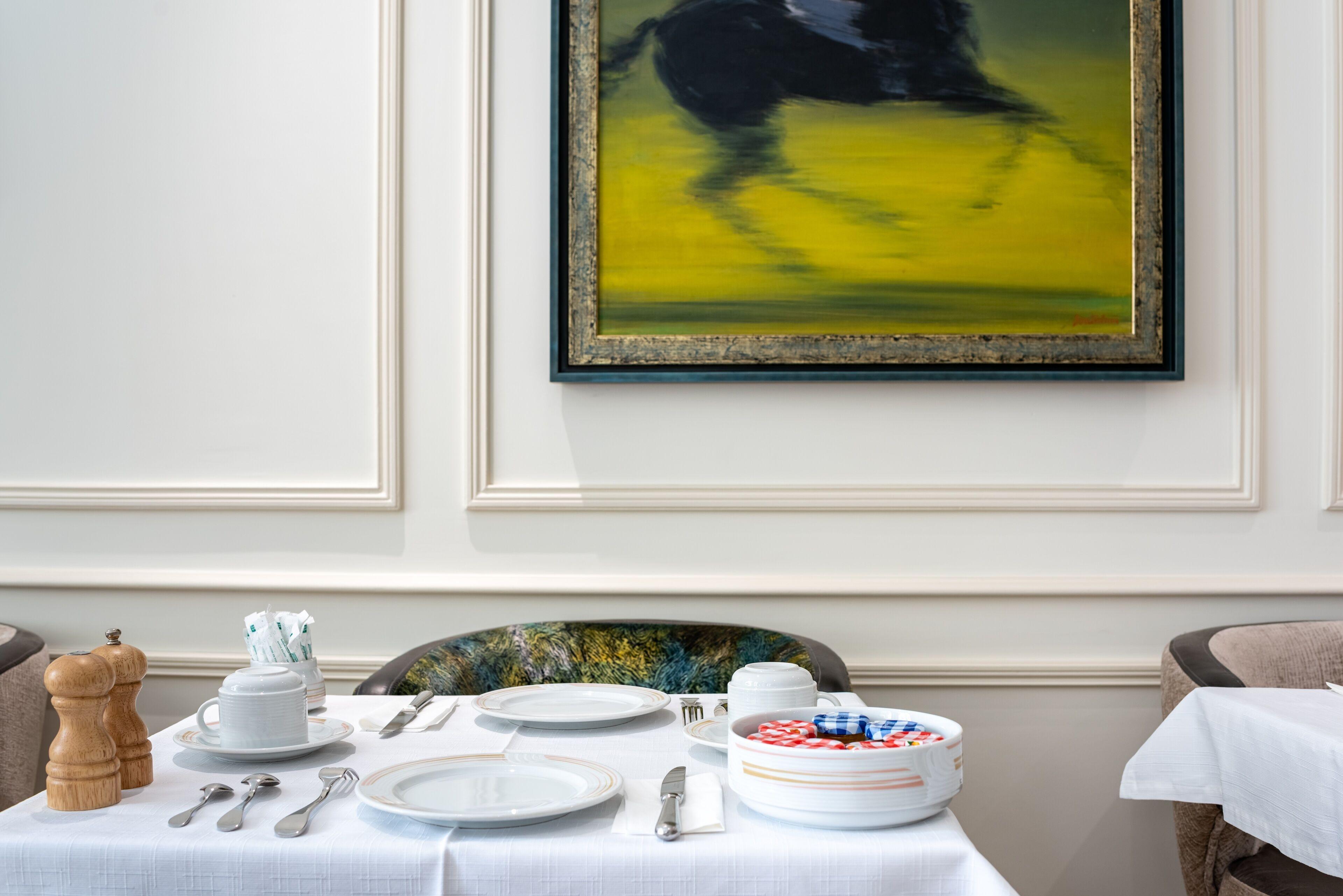 Hotel Queens Boutique Paris