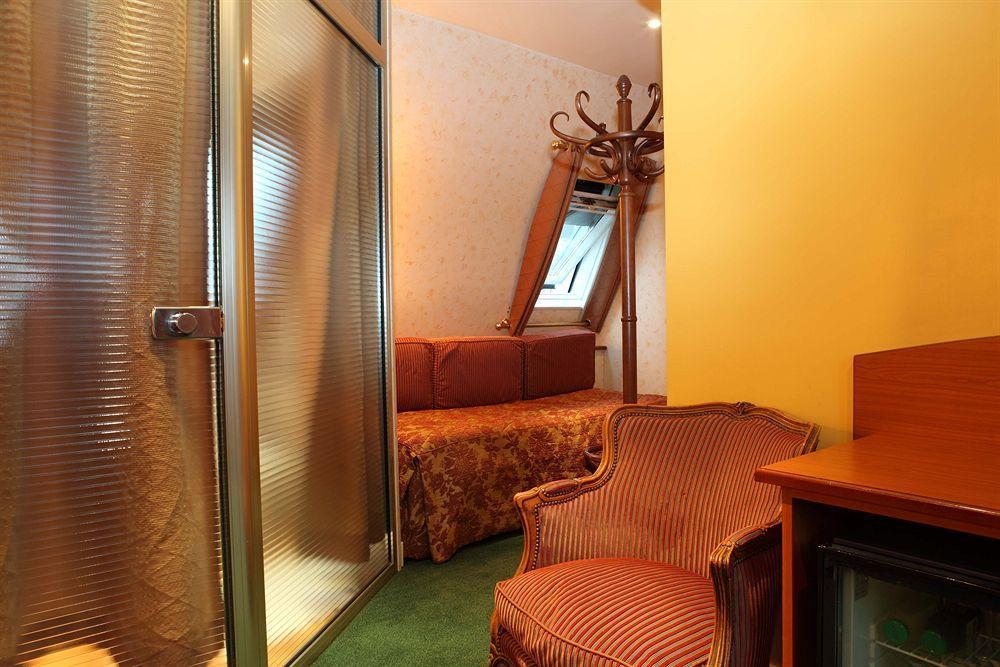 Hotel Queens Boutique Paris