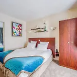 Hotel Queens Boutique Parigi