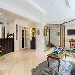 Queens Boutique Hotel Parigi